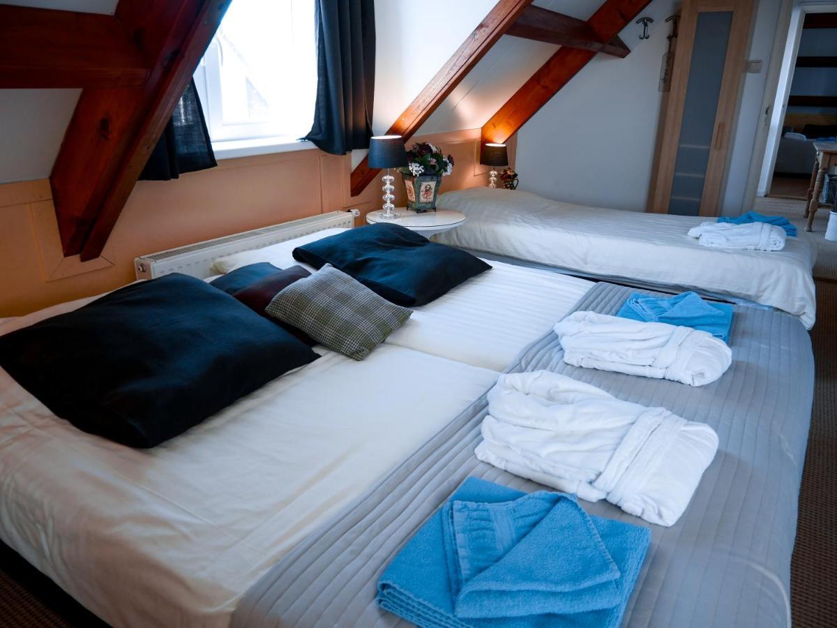 Hotel / Pension Villa Tanahlot Zandvoort Esterno foto