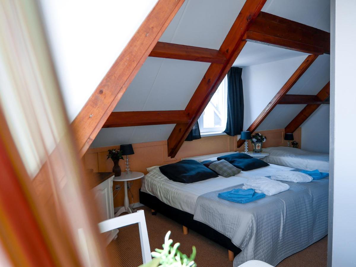 Hotel / Pension Villa Tanahlot Zandvoort Esterno foto