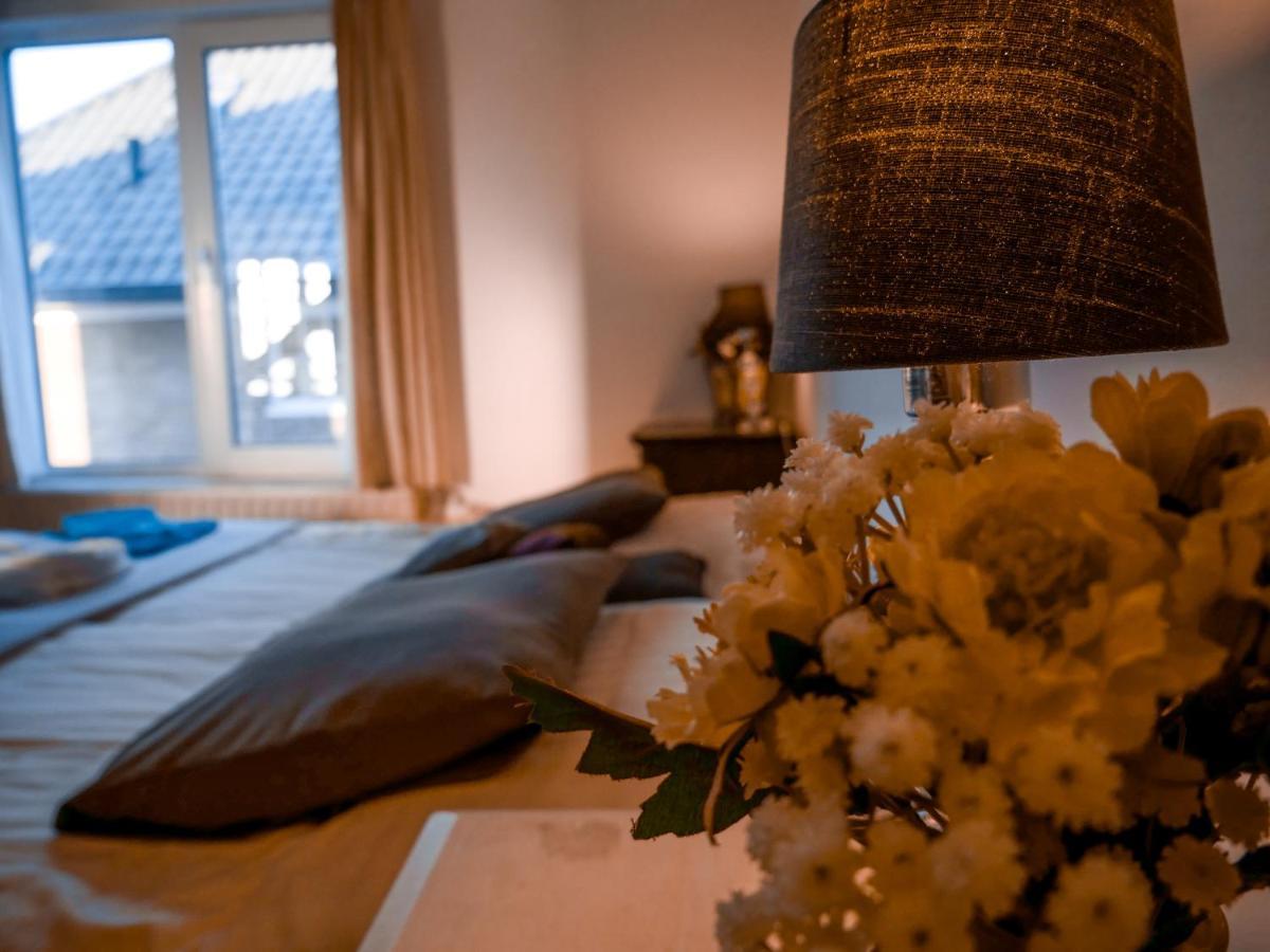 Hotel / Pension Villa Tanahlot Zandvoort Esterno foto