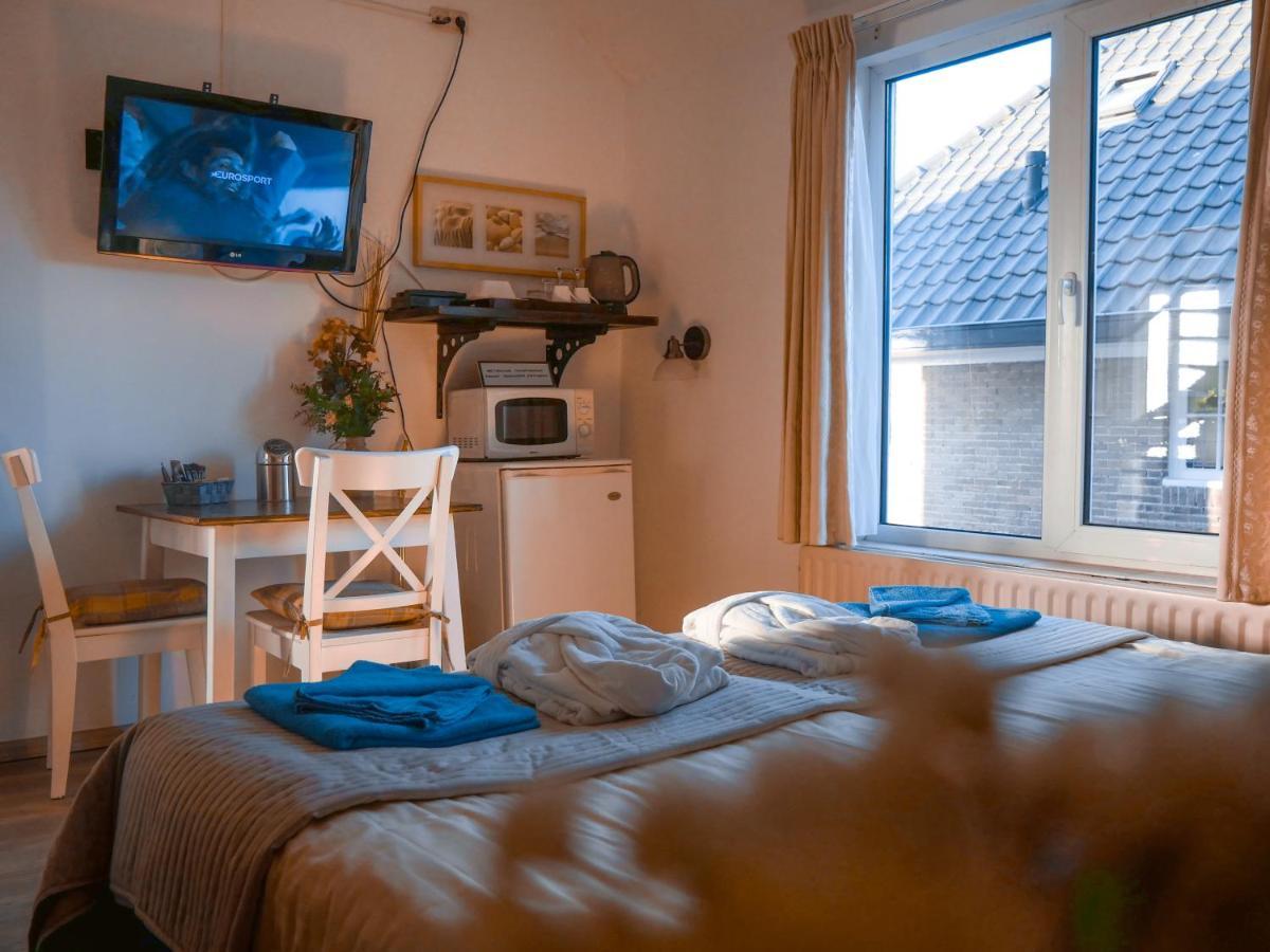 Hotel / Pension Villa Tanahlot Zandvoort Esterno foto