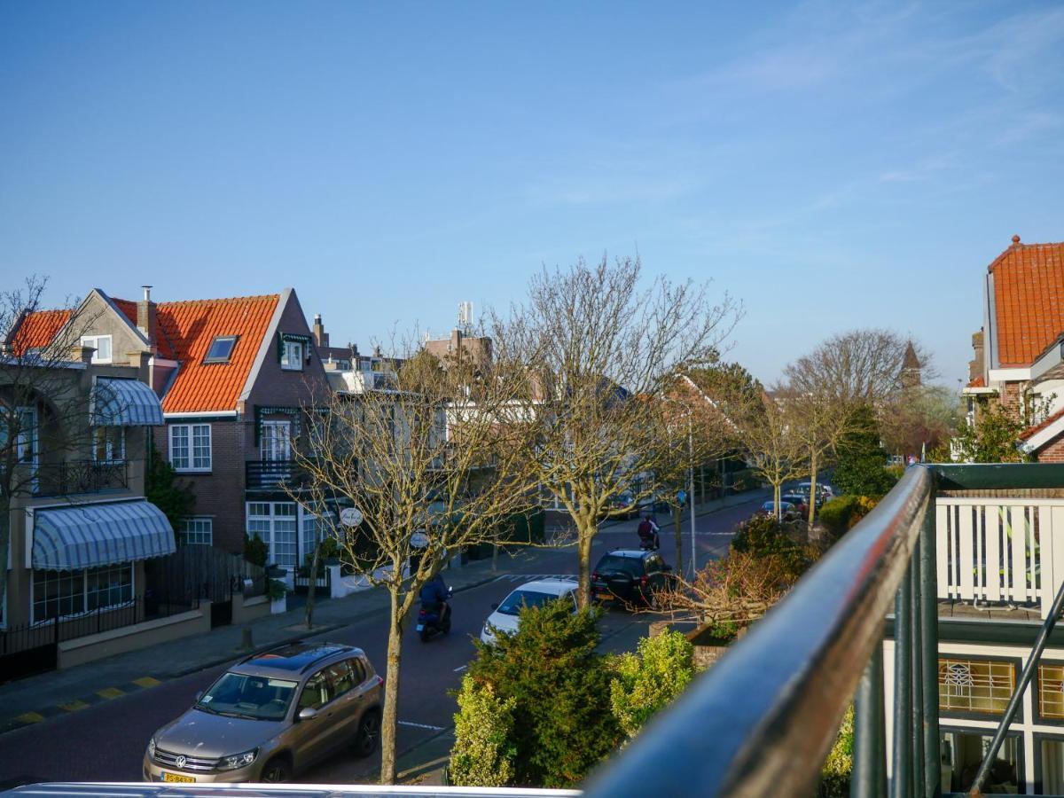 Hotel / Pension Villa Tanahlot Zandvoort Esterno foto