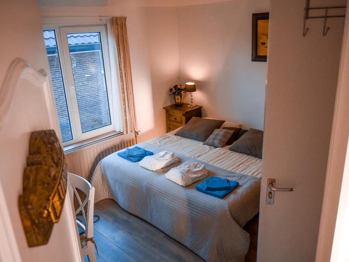 Hotel / Pension Villa Tanahlot Zandvoort Esterno foto